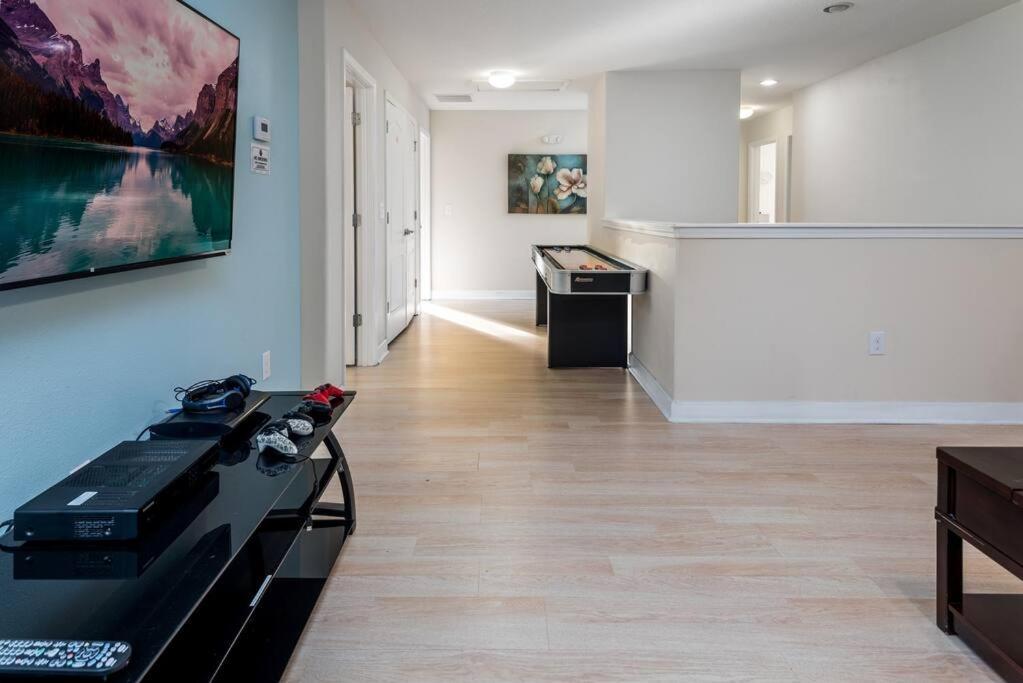 8 Bedroom Estate Near Disney World Davenport Bagian luar foto